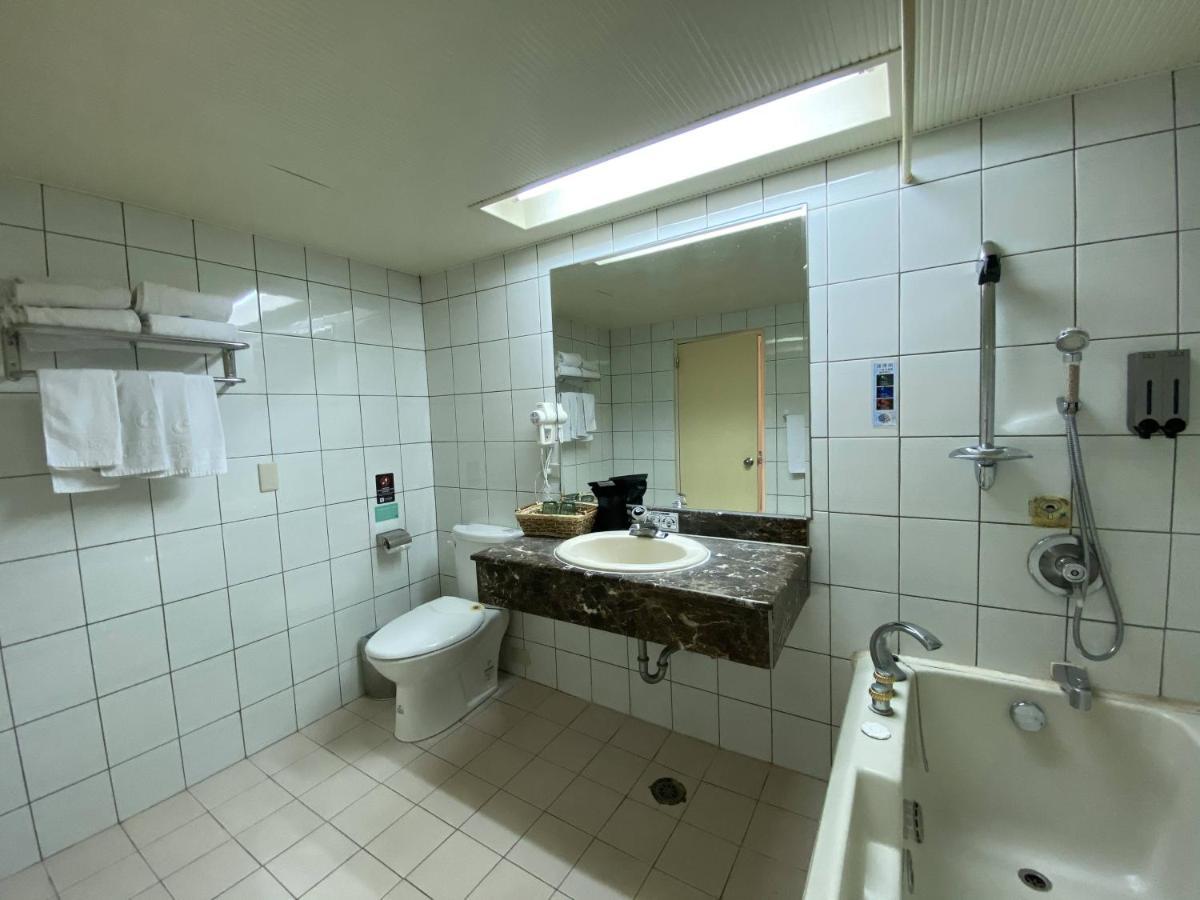 Tapeng Bay Holiday Hotel Donggang Εξωτερικό φωτογραφία